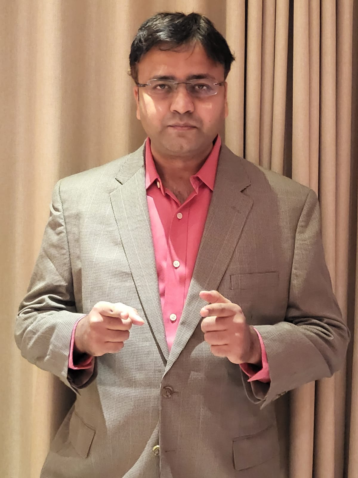 Hu Dhaval — Digital Skills Mentor